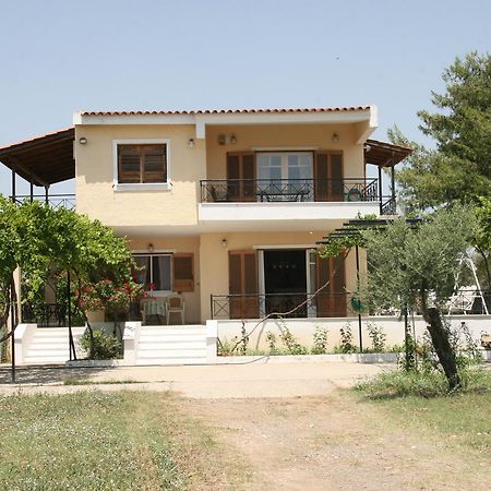 אמרינתוס Villa Vlichos מראה חיצוני תמונה