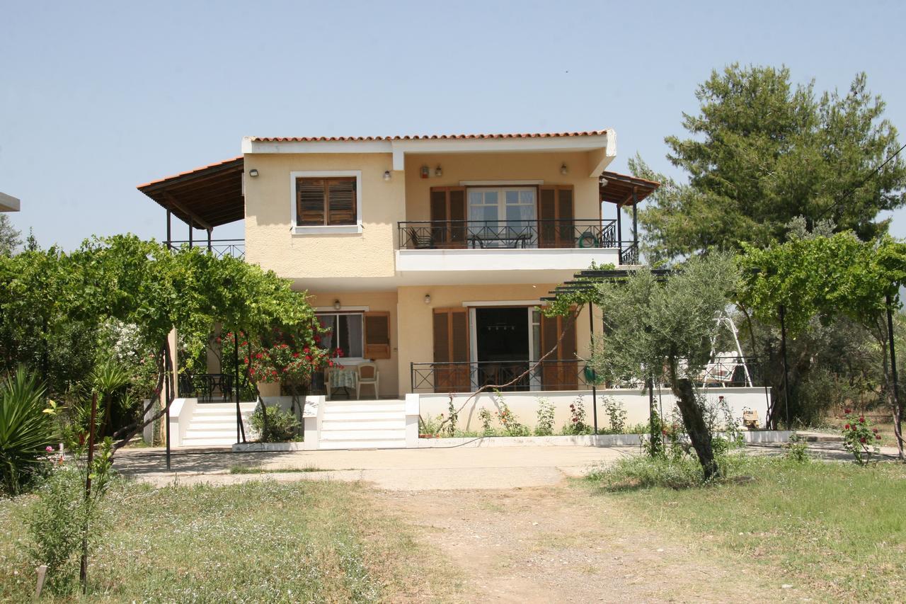 אמרינתוס Villa Vlichos מראה חיצוני תמונה