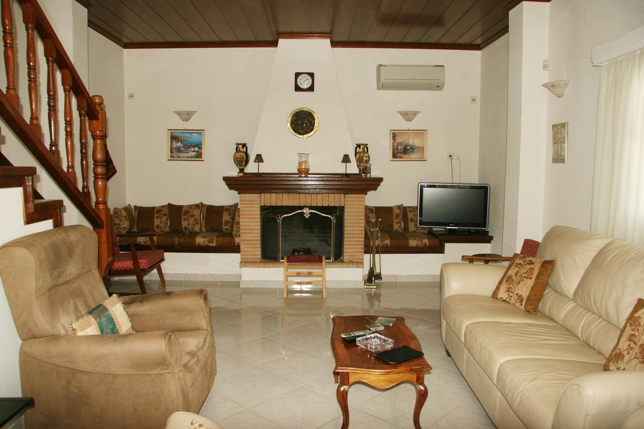 אמרינתוס Villa Vlichos מראה חיצוני תמונה