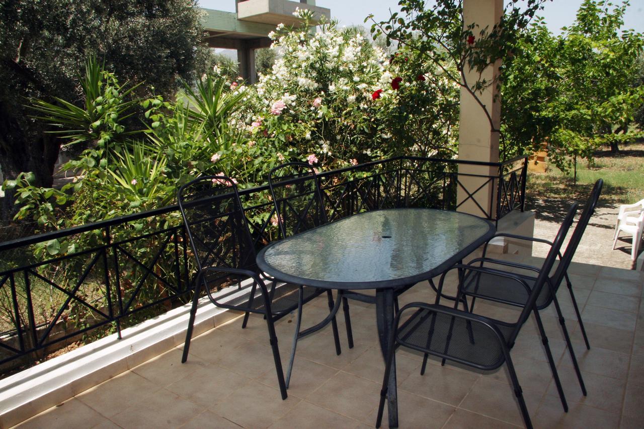 אמרינתוס Villa Vlichos מראה חיצוני תמונה